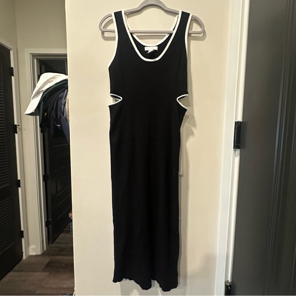 House of Harlow 1960 Ribbed Knit Cutout Black and White Dress - Picture 2 of 4